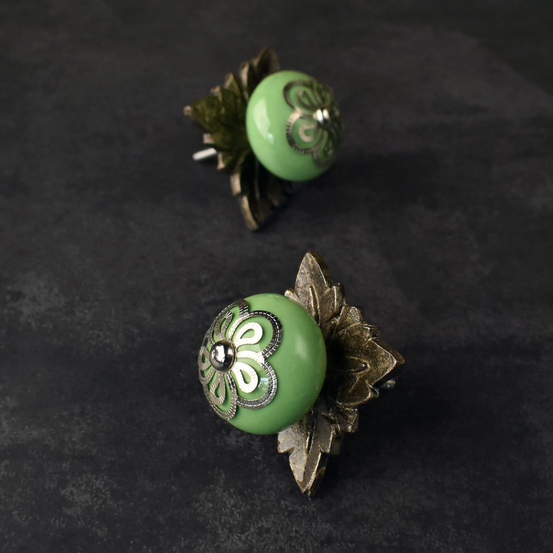 Vero Green Ceramic Knob with Antique Backplate