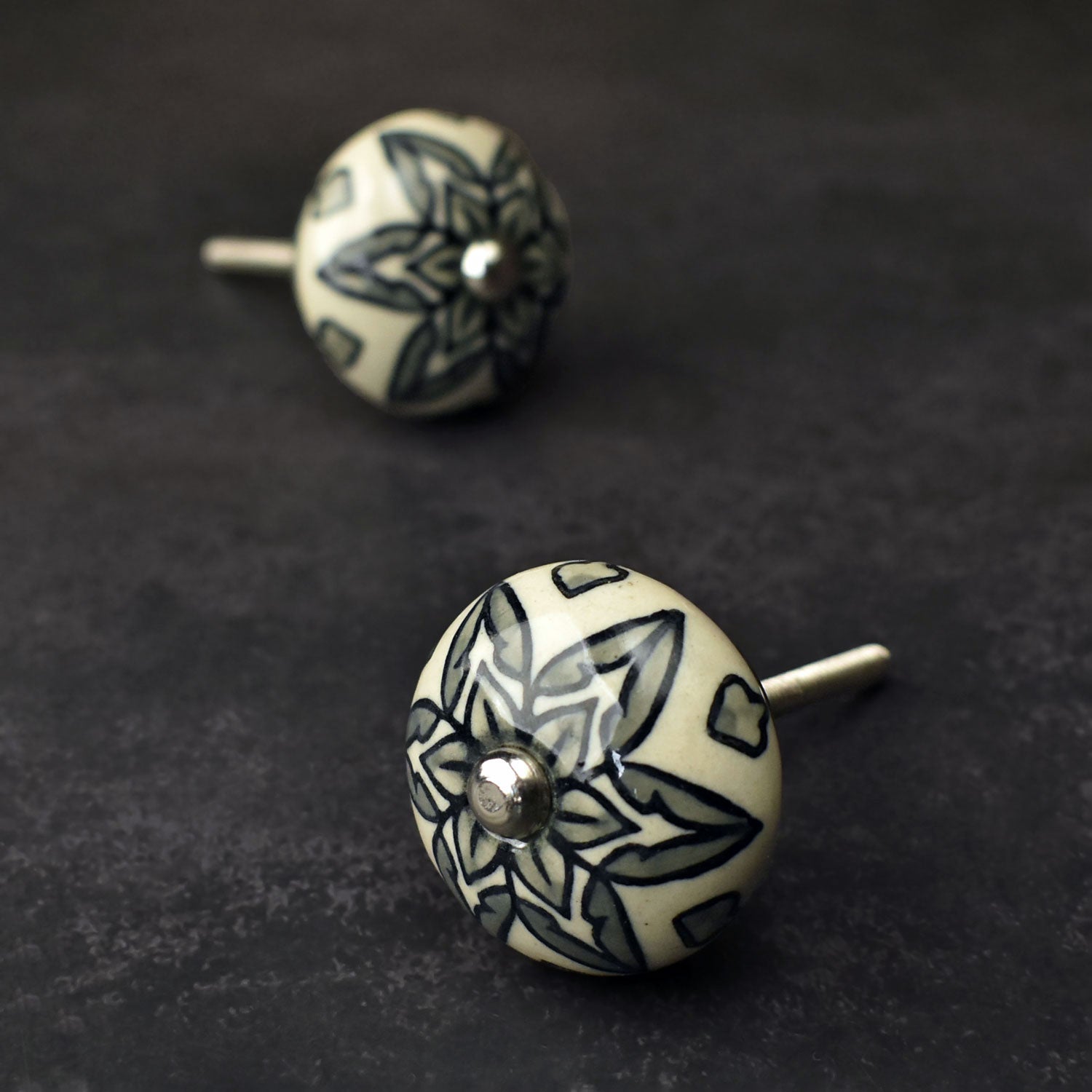 Lunaria Grey Flower Ceramic Furniture Knob