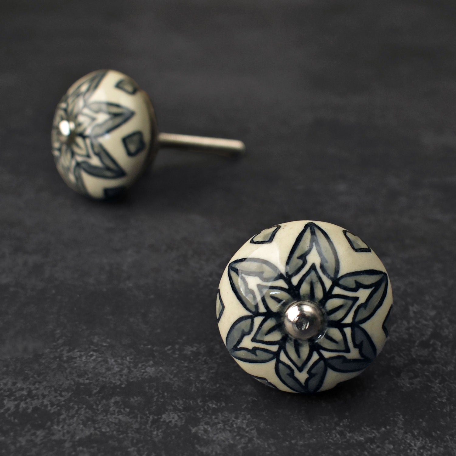 Lunaria Grey Flower Ceramic Furniture Knob