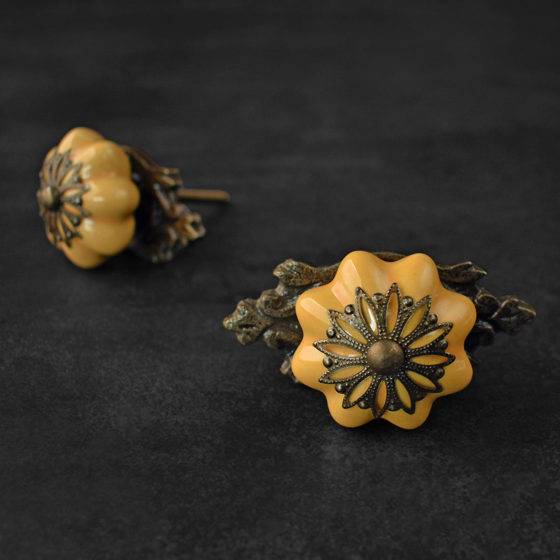 Fitzroy Yellow Ceramic Knob with Backplate