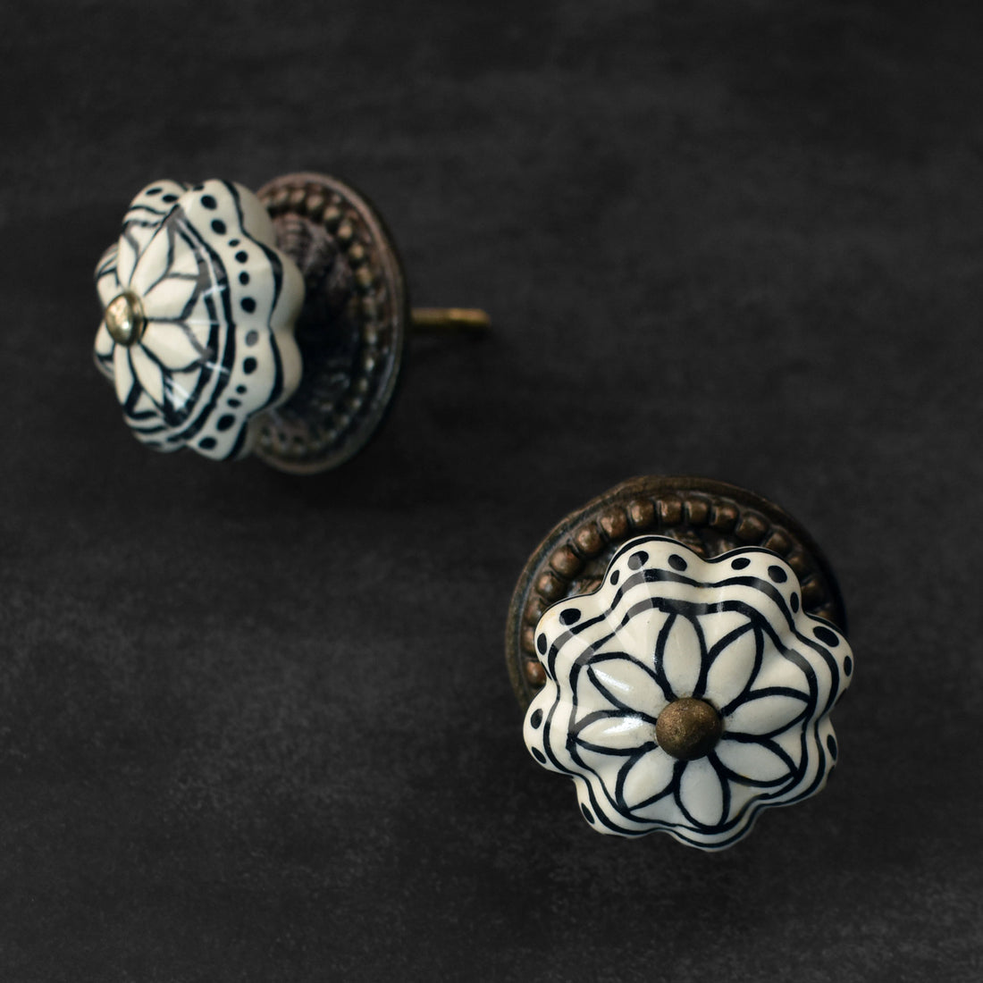 Black and White Dabu Ceramic Cupboard Door Knob