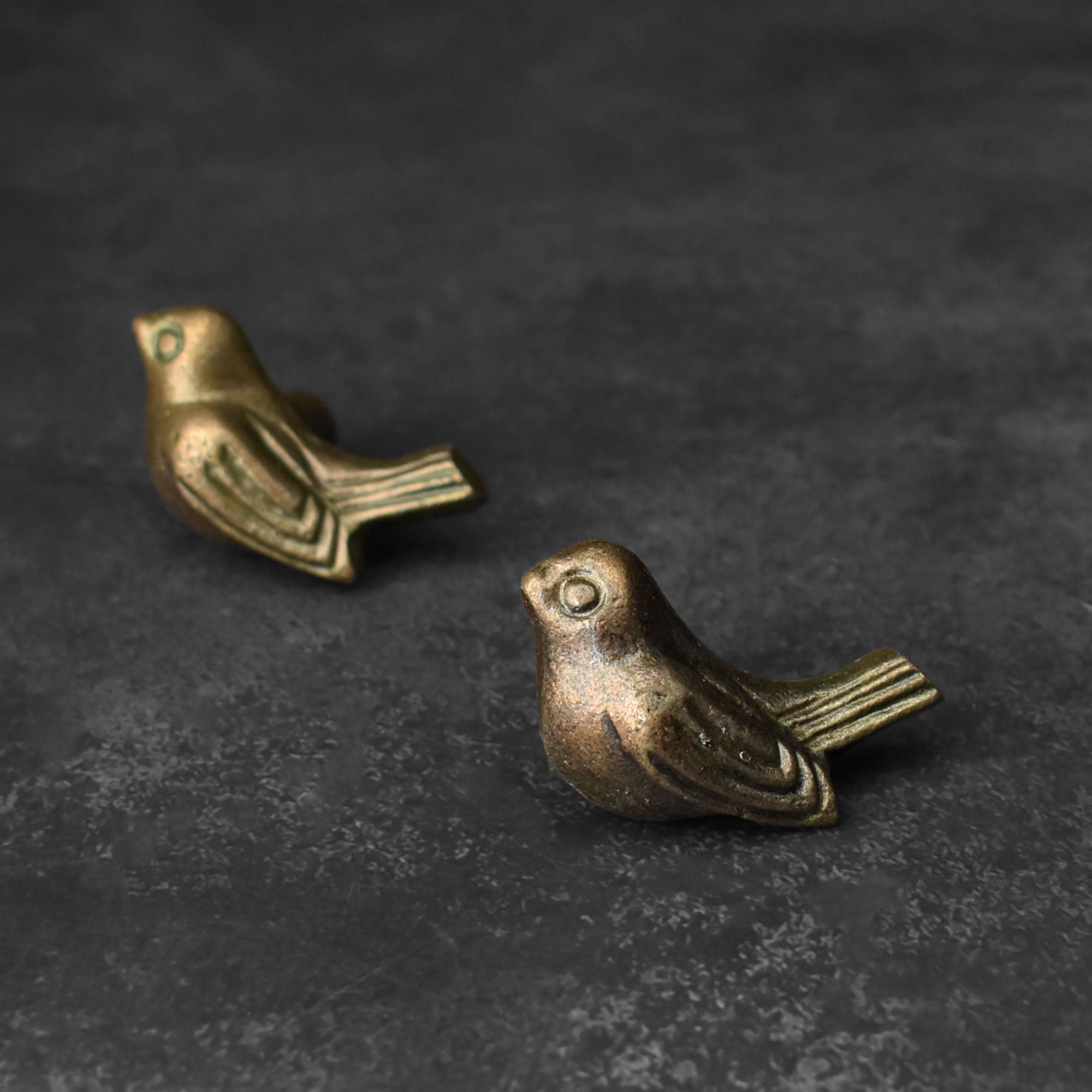 Nova Antique Sparrow Dresser Drawer Knob