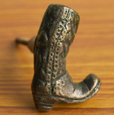 Antoinette Boot Unqiue Cabinet Knob