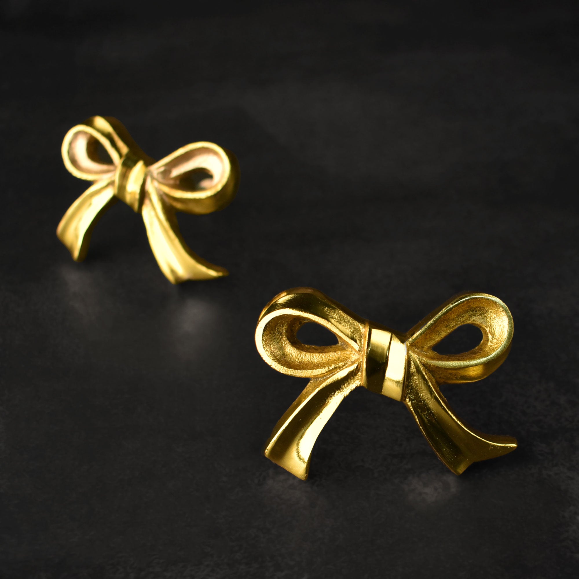 Ruban Royale Bow Cabinet Drawer Knob and Pull