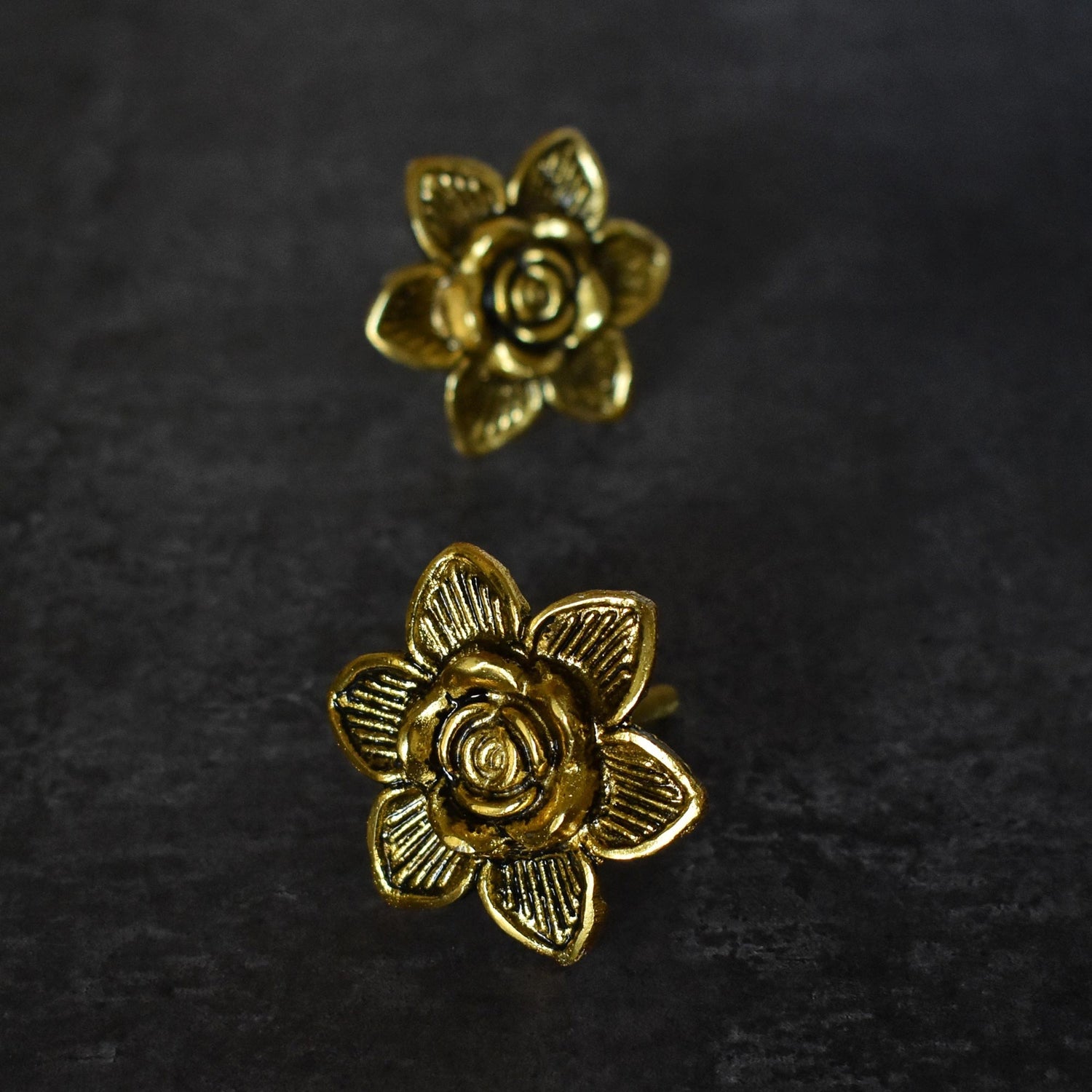 gold flower drawer knob