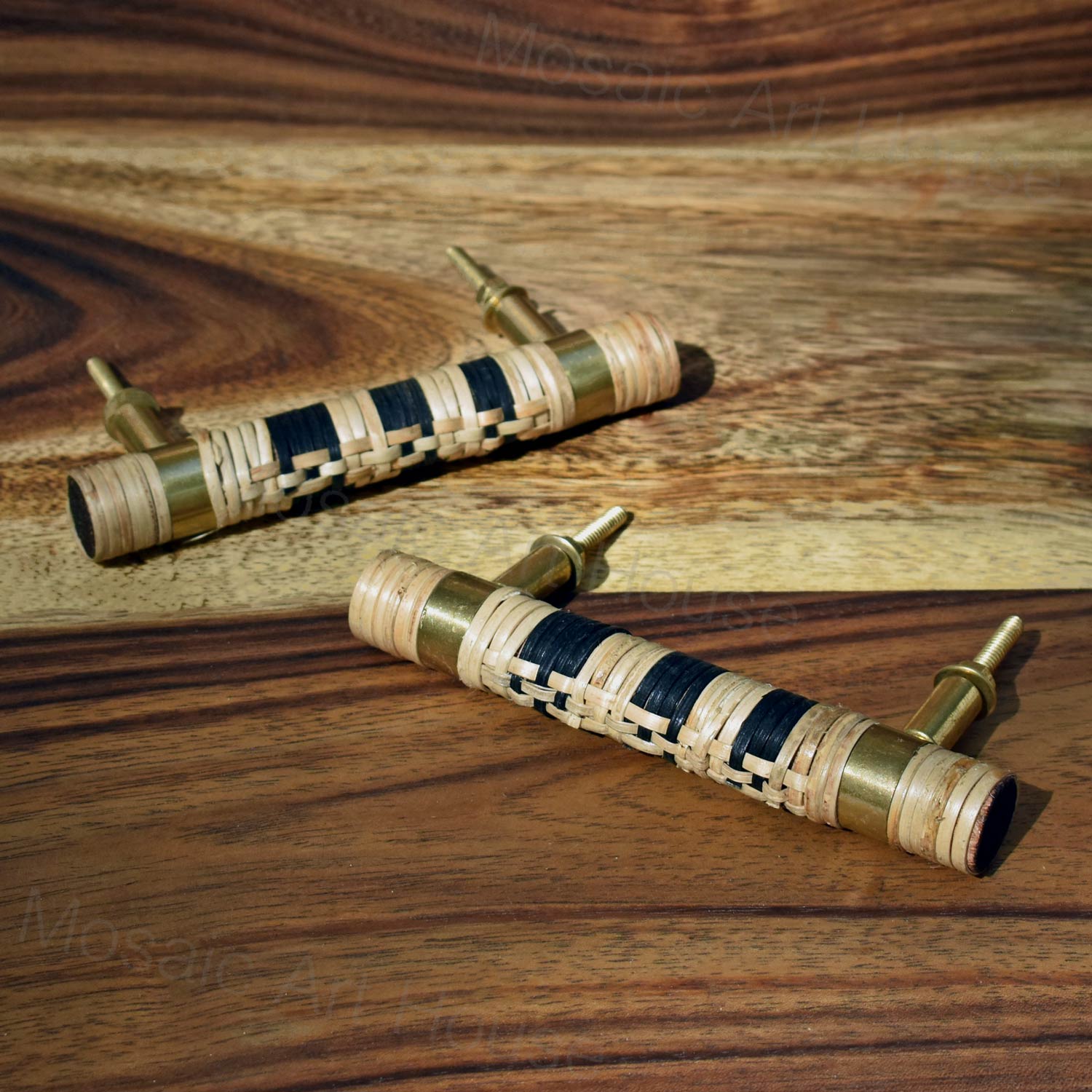 rattan handle and pull