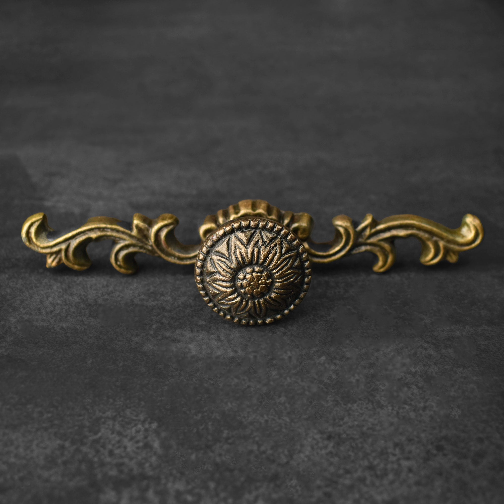Gildra Vintage Metal Cabinet Drawer Pull Handle
