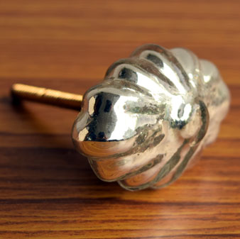 Amaryllis Silver Glass Cabinet Door Knob and Pull