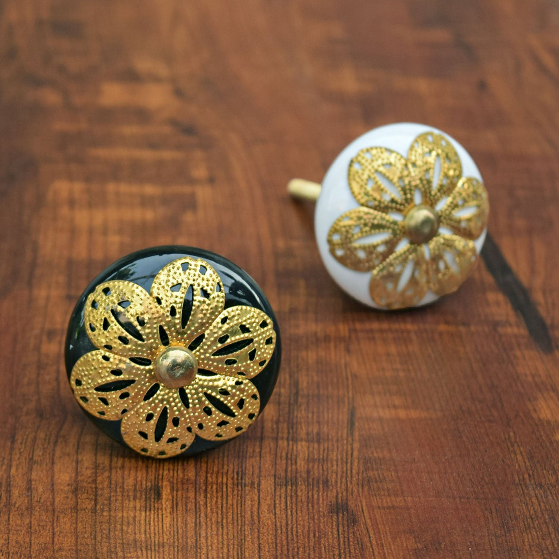 Moche Gold Filigree Ceramic Cabinet Door Knob
