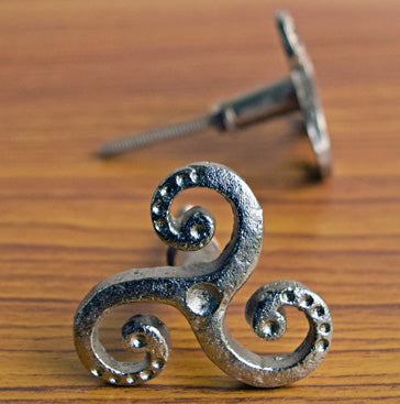 Silver Trefoil Cupboard Drawer Knob and Pull