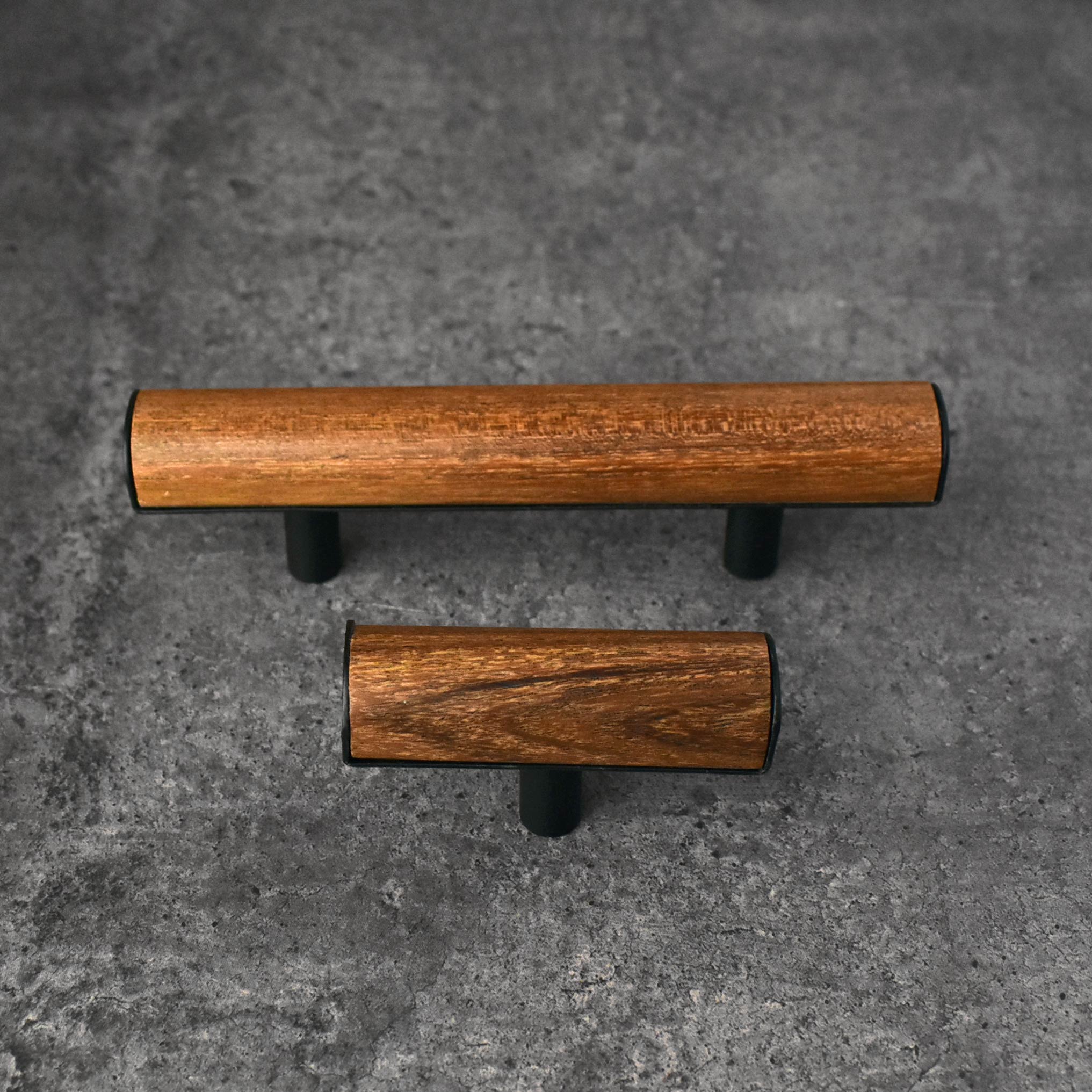 Windsor Wood Cupboard and Cabinet Door Handle