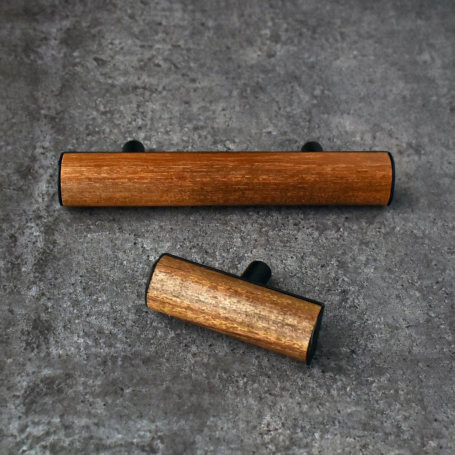 Windsor Wood Cupboard and Cabinet Door Handle