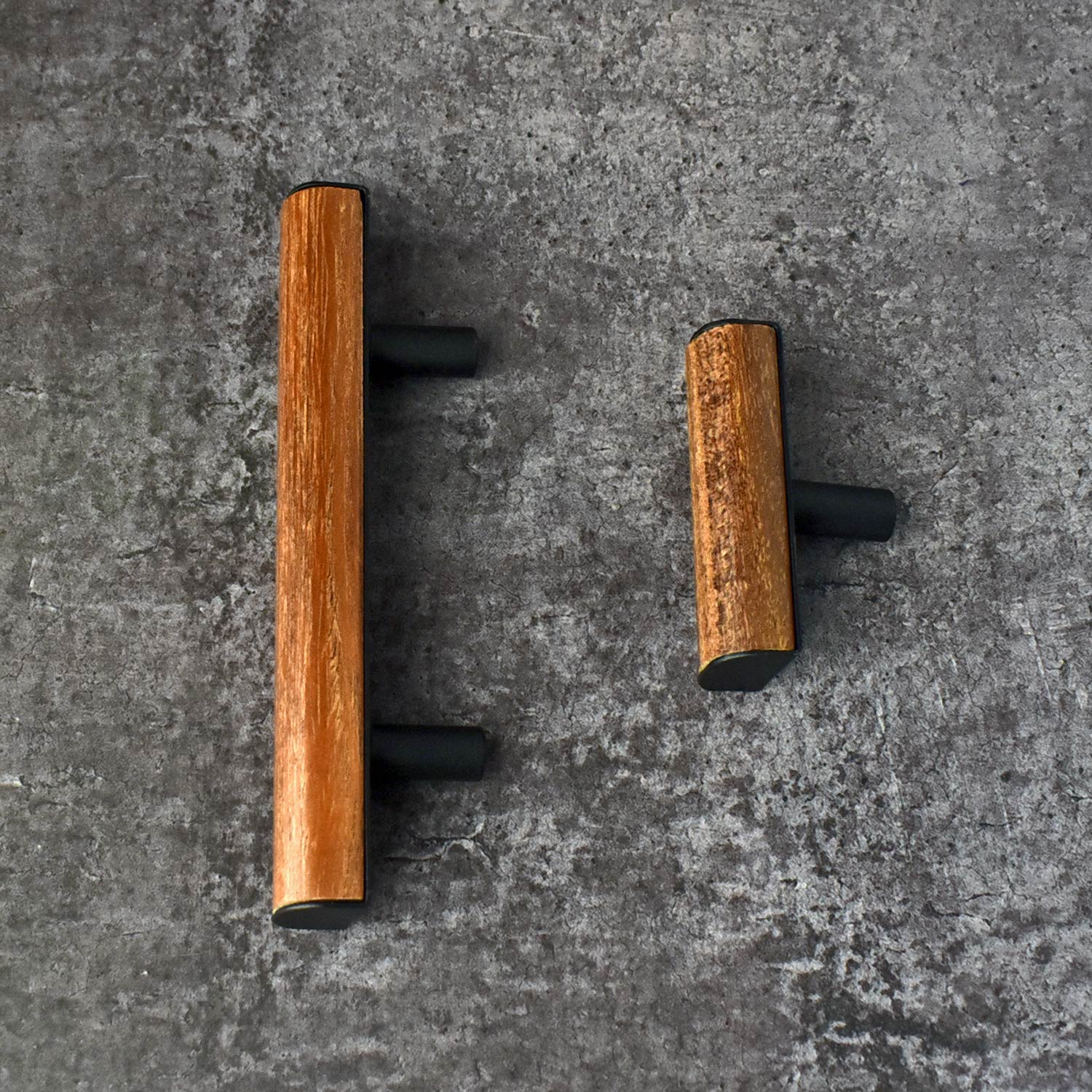 Windsor Wood Cupboard and Cabinet Door Handle