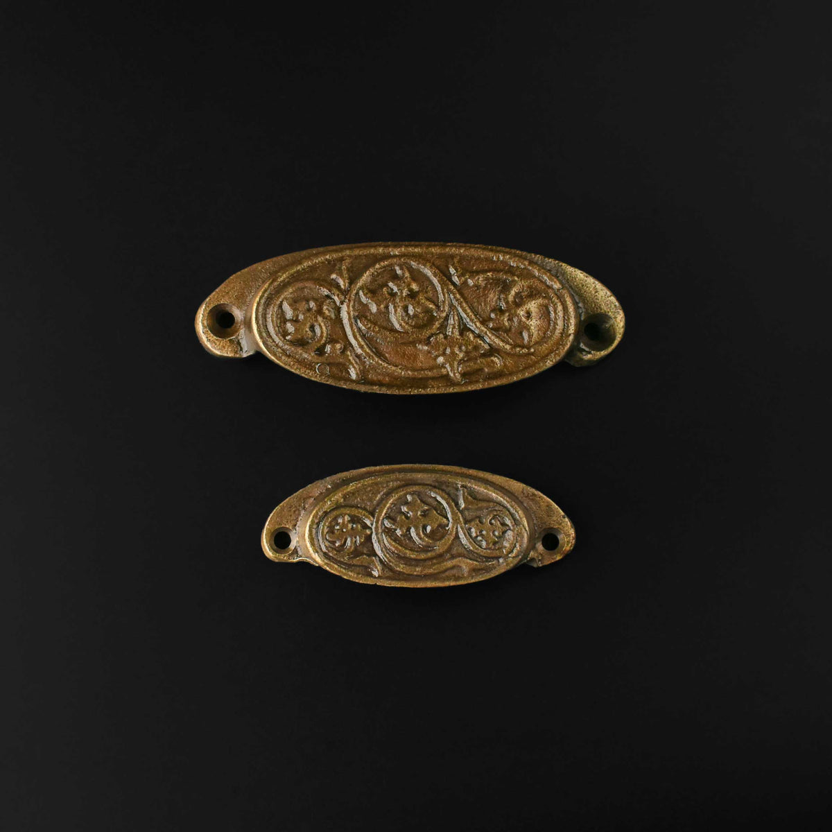 Pembroke Vintage Cup Handle and Pull
