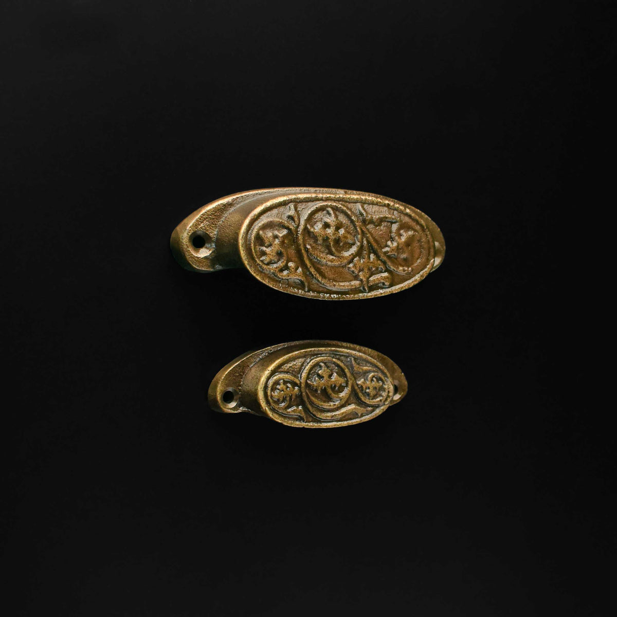 Pembroke Vintage Cup Handle and Pull