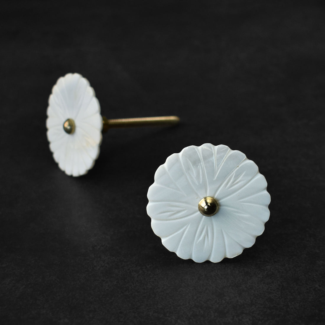 Celestielle Mother of Pearl Flower Cabinet Knob