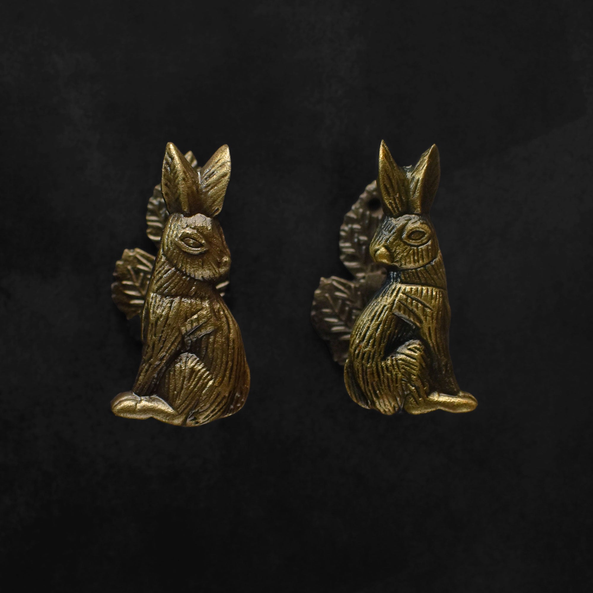 Mulberry Antique Rabbit Curtain Holdback