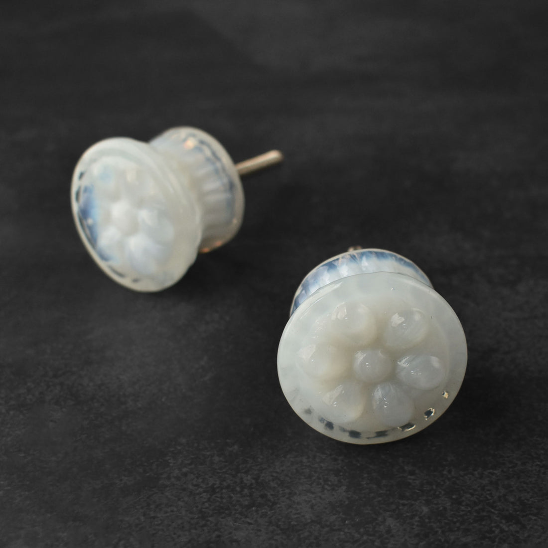 Tiye Milky Glass Cupboard and Cabinet Door Knob