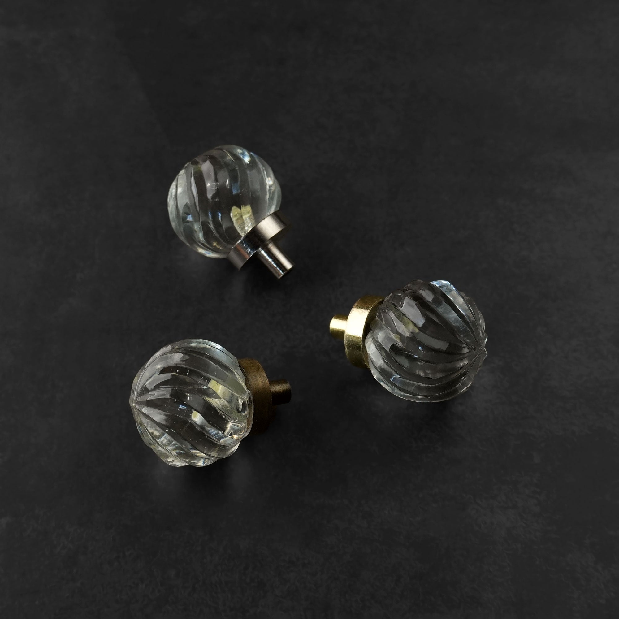 glass door knobs