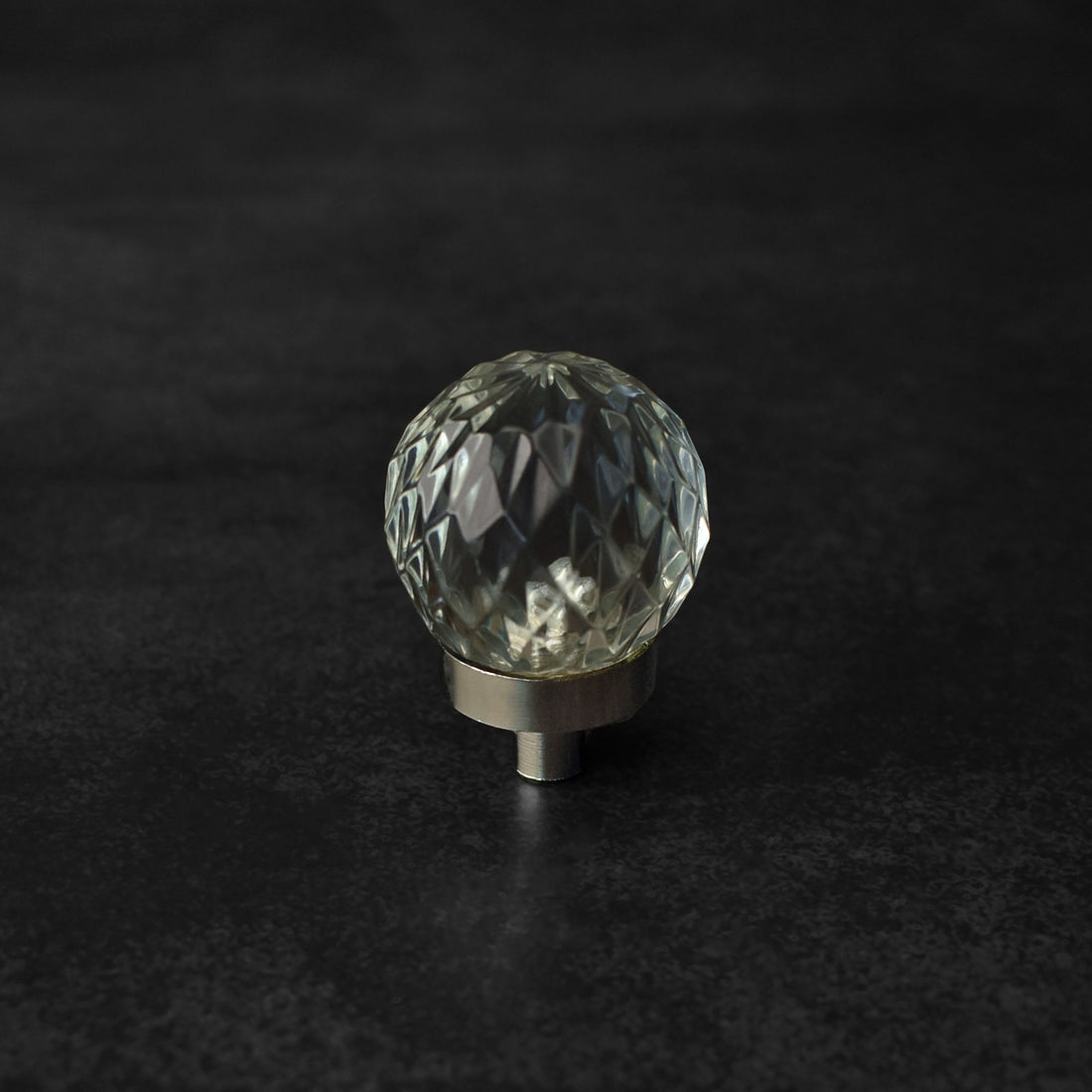 Gauravi Diamond Cut Glass Cabinet Door Knob and Pull