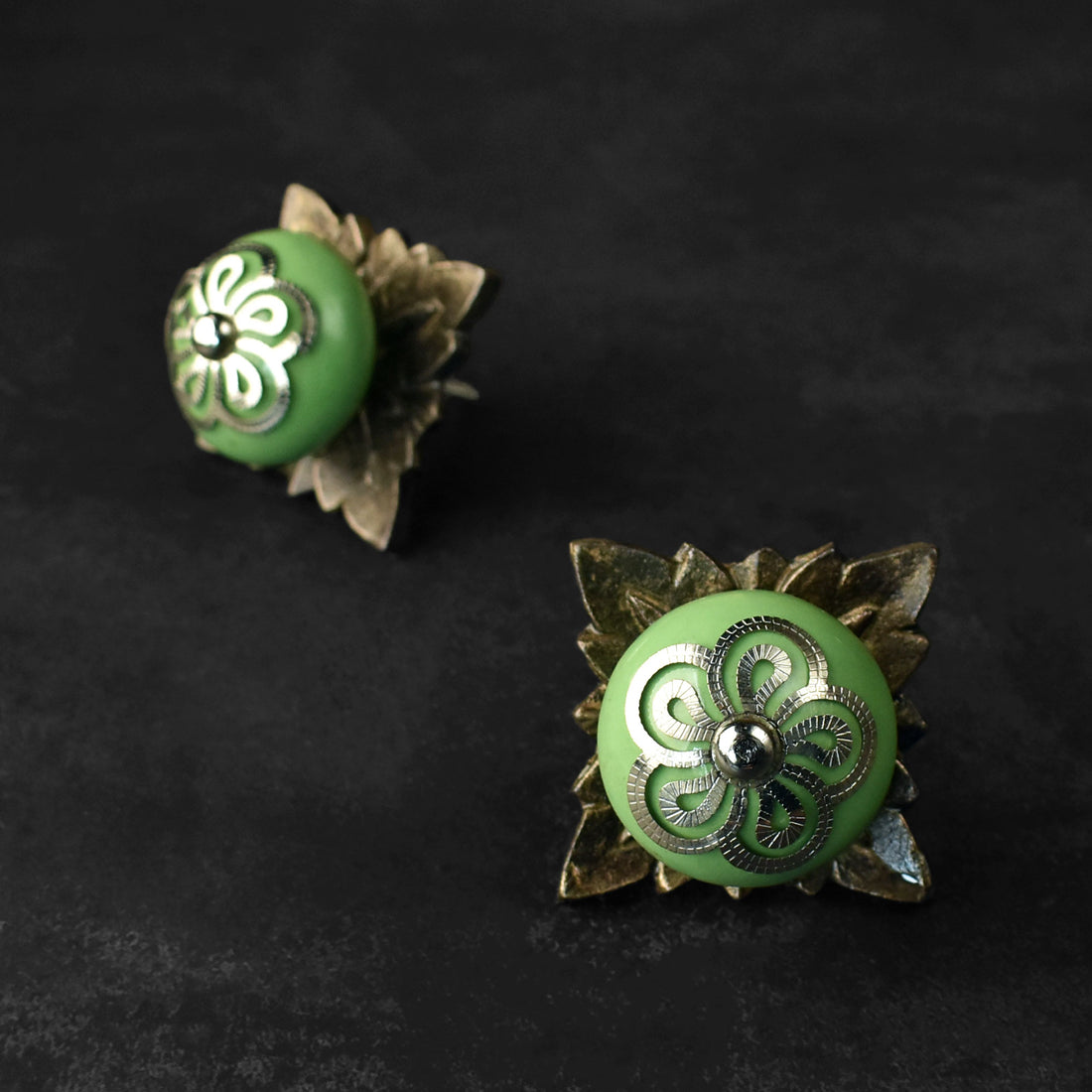 Vero Green Ceramic Knob with Antique Backplate