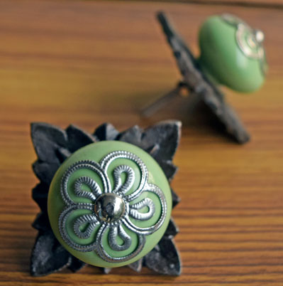 Vero Green Ceramic Knob with Antique Backplate