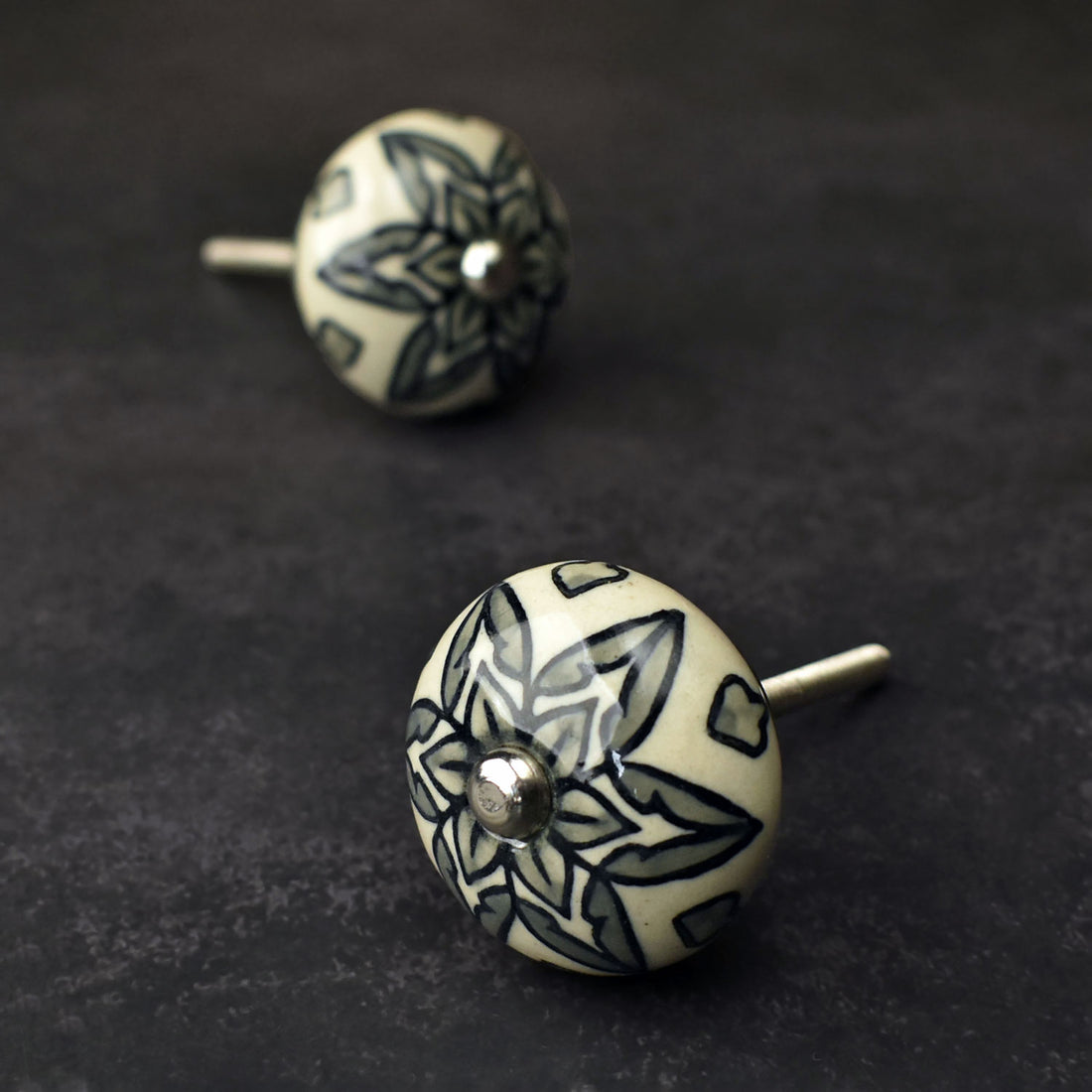 Lunaria Grey Flower Ceramic Furniture Knob