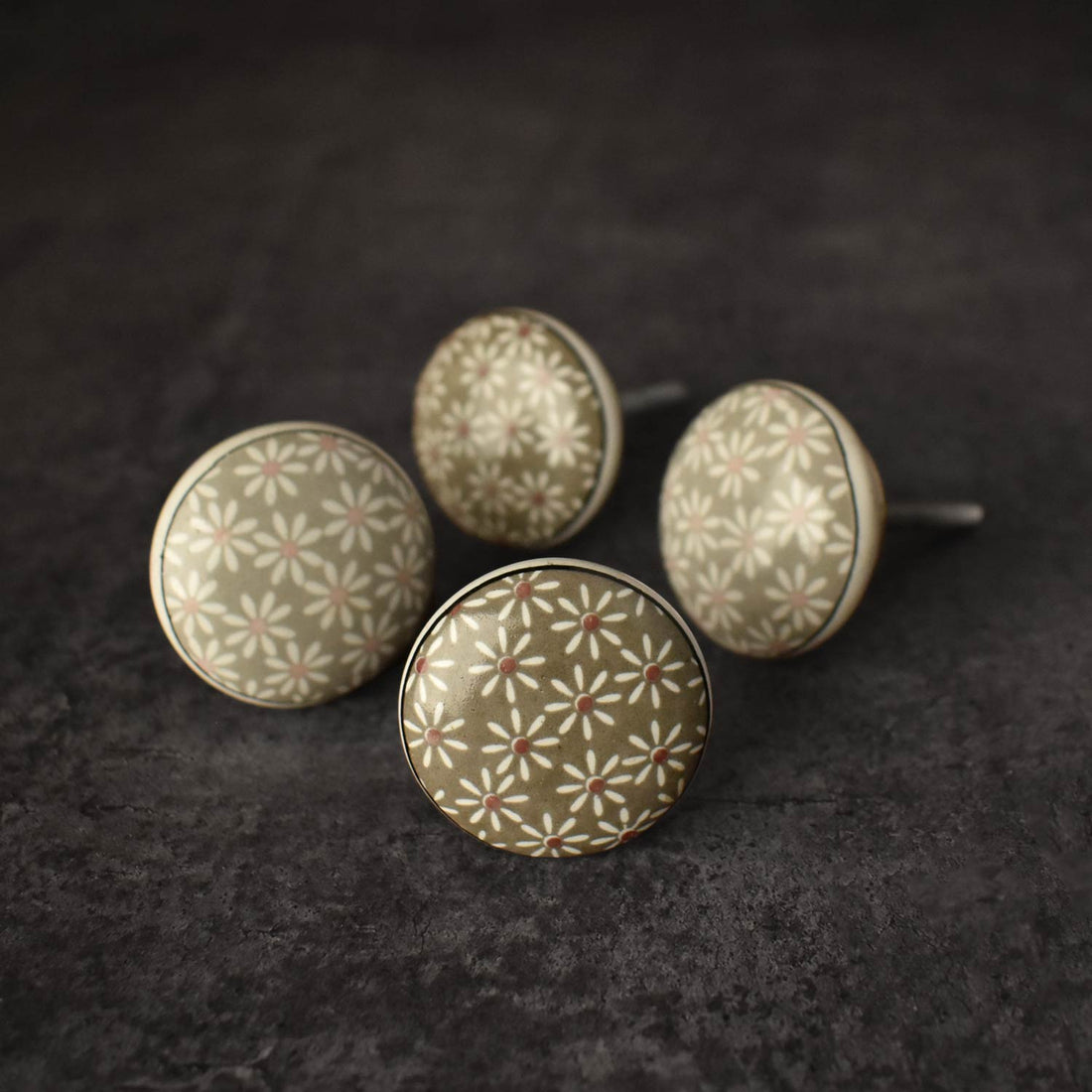 Broderie Grey Ceramic Flower Dresser Drawer Knob