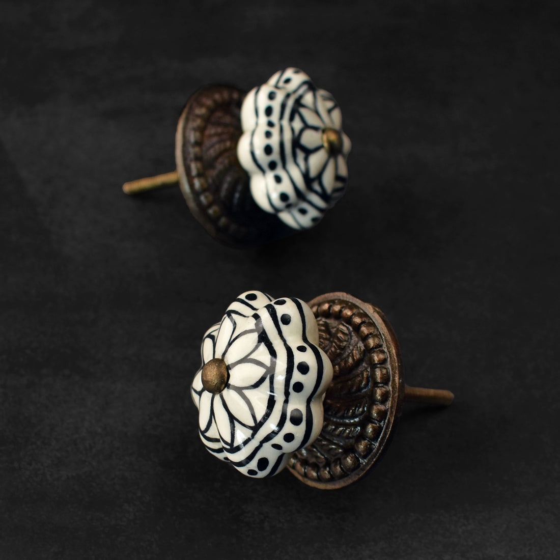 Black and White Dabu Ceramic Cupboard Door Knob
