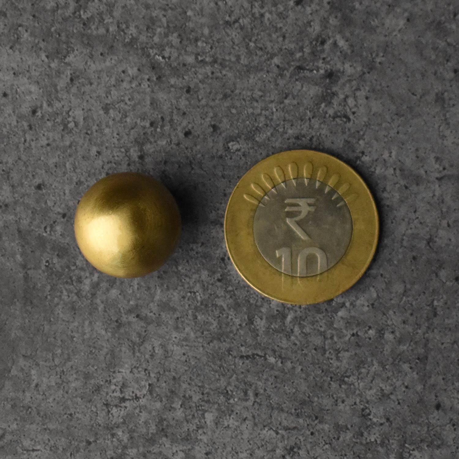 small brass knob
