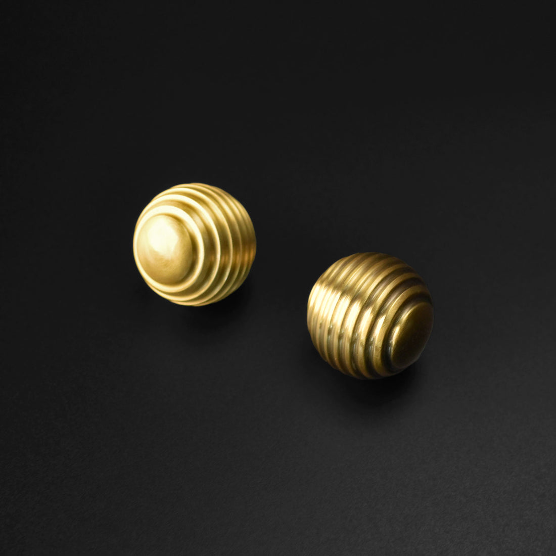 Spira Brass Beehive Drawer Knob and Pull