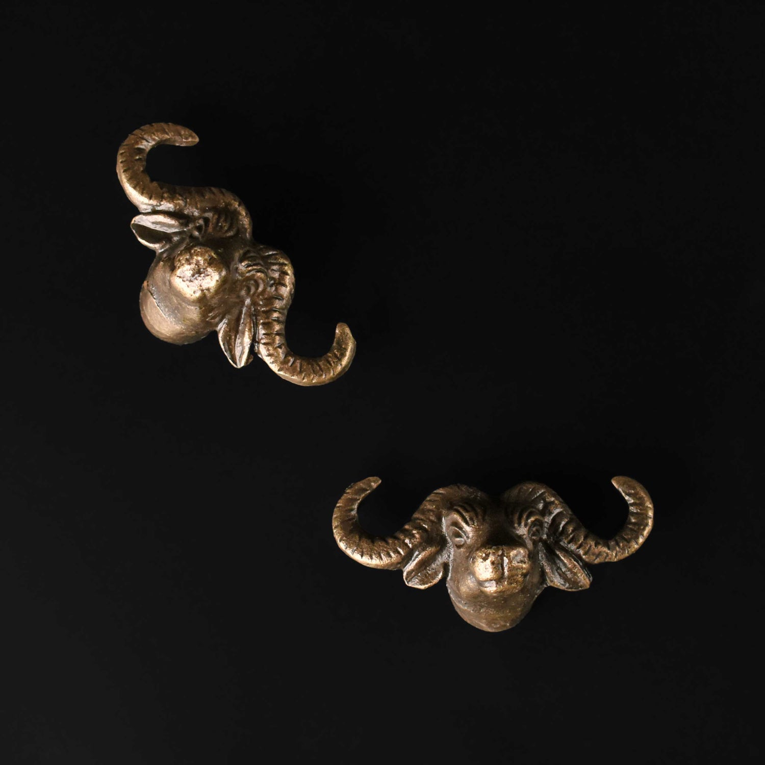 Longhorn Buffalo Cabinet Drawer Knob