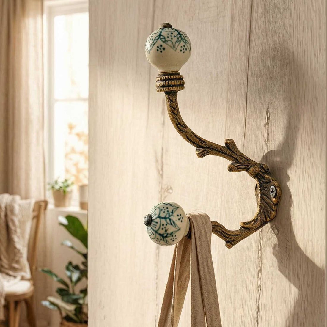 Izmir Iron Branch Green Ceramic Knob Wall Hook