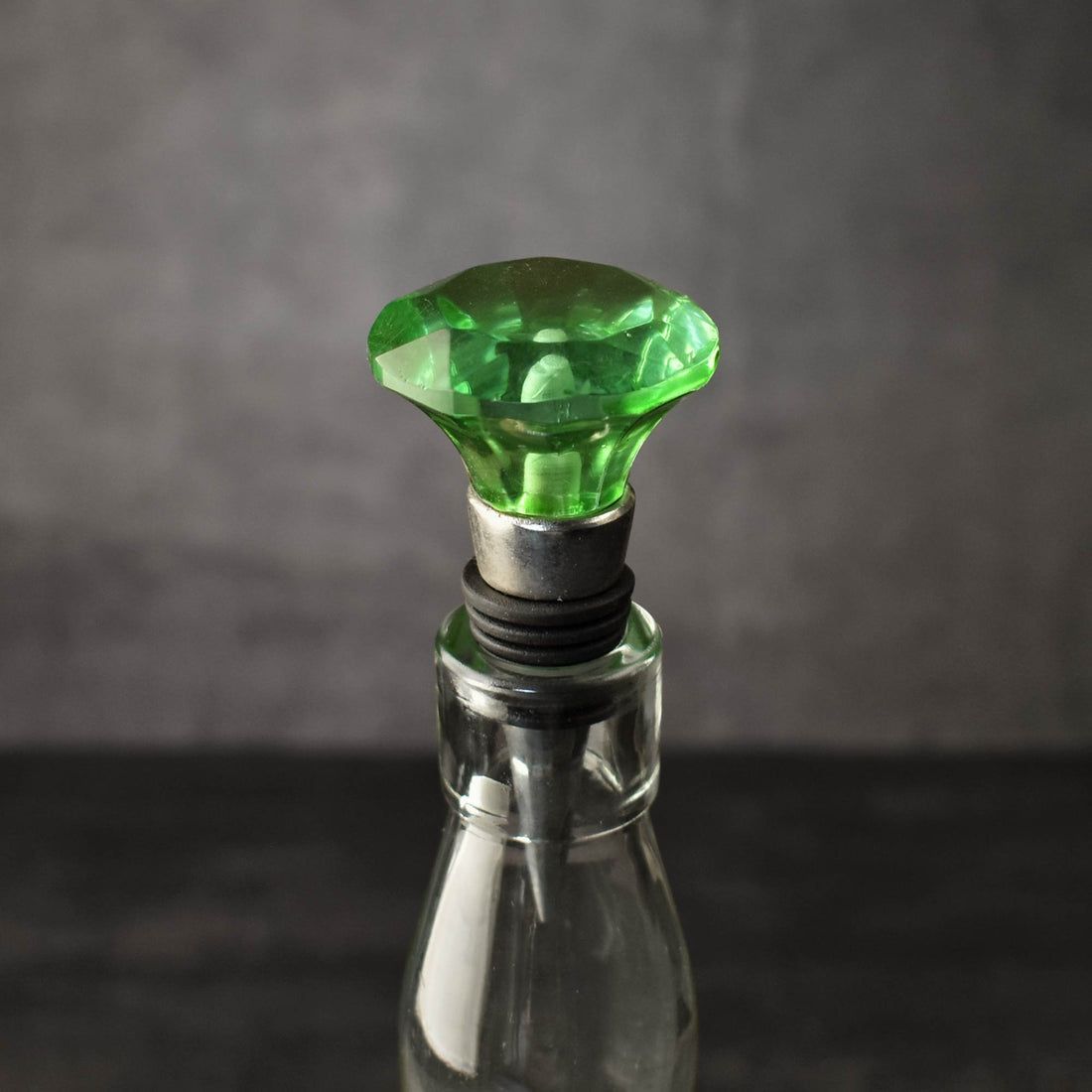 Incanto Emerald Green Glass Wine Bottle Stopper