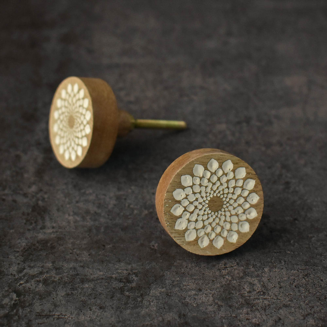 Devprayag Etched Wood Cabinet Furniture Knob