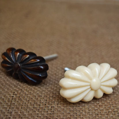 Estella Resin Flower Cupboard Cabinet Dresser Knob