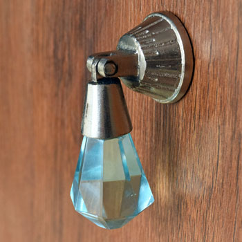 Ventoux Hanging Glass Cabinet Knob and Pull