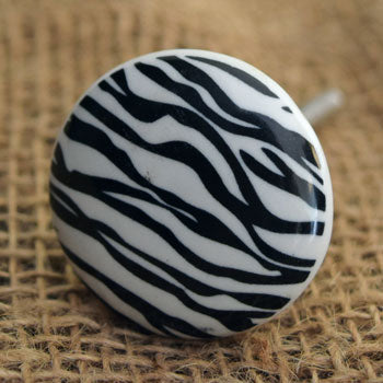 Black and White Flutter Ceramic Cabinet and Drawer Knob