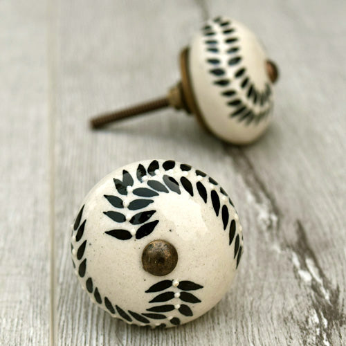 Verdant Twist Ceramic Wardrobe Drawer Knob