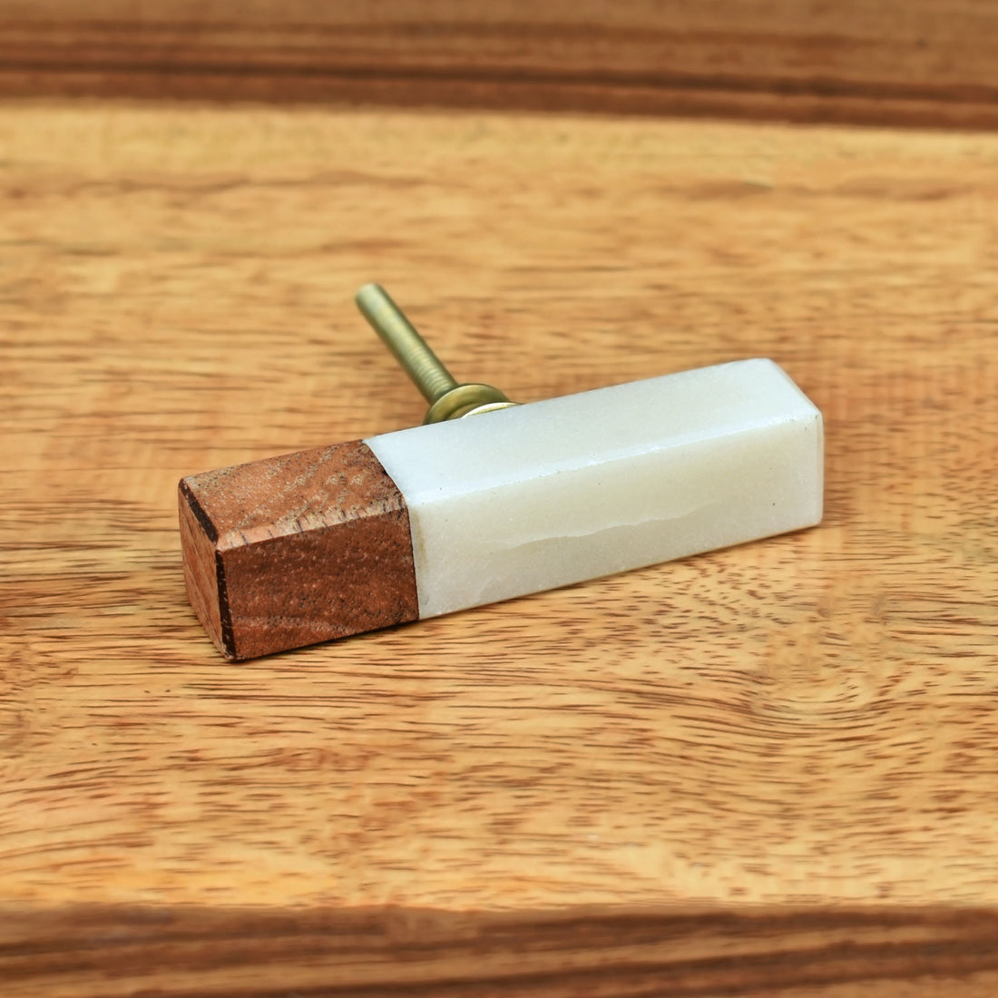 Stone Wood Bar Wardrobe Knob and Handle