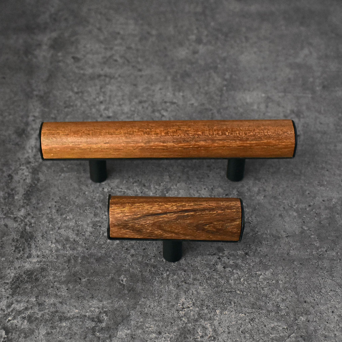 Windsor Wood Cupboard and Cabinet Door Handle