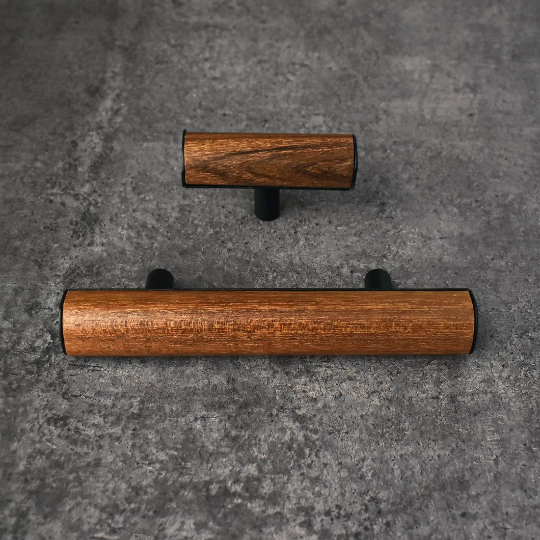 Windsor Wood Cupboard and Cabinet Door Handle